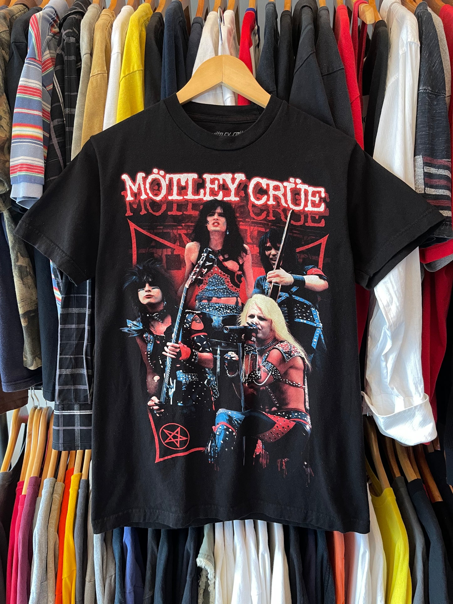 MOTLEY CRUE TEE