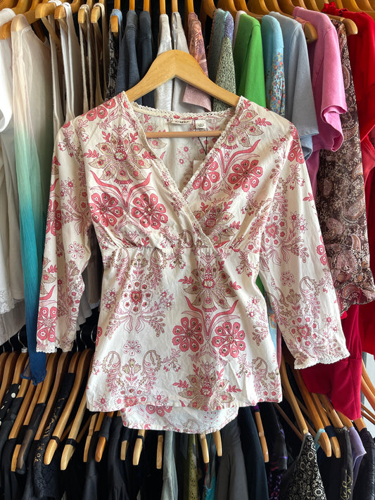 FLORAL TOP