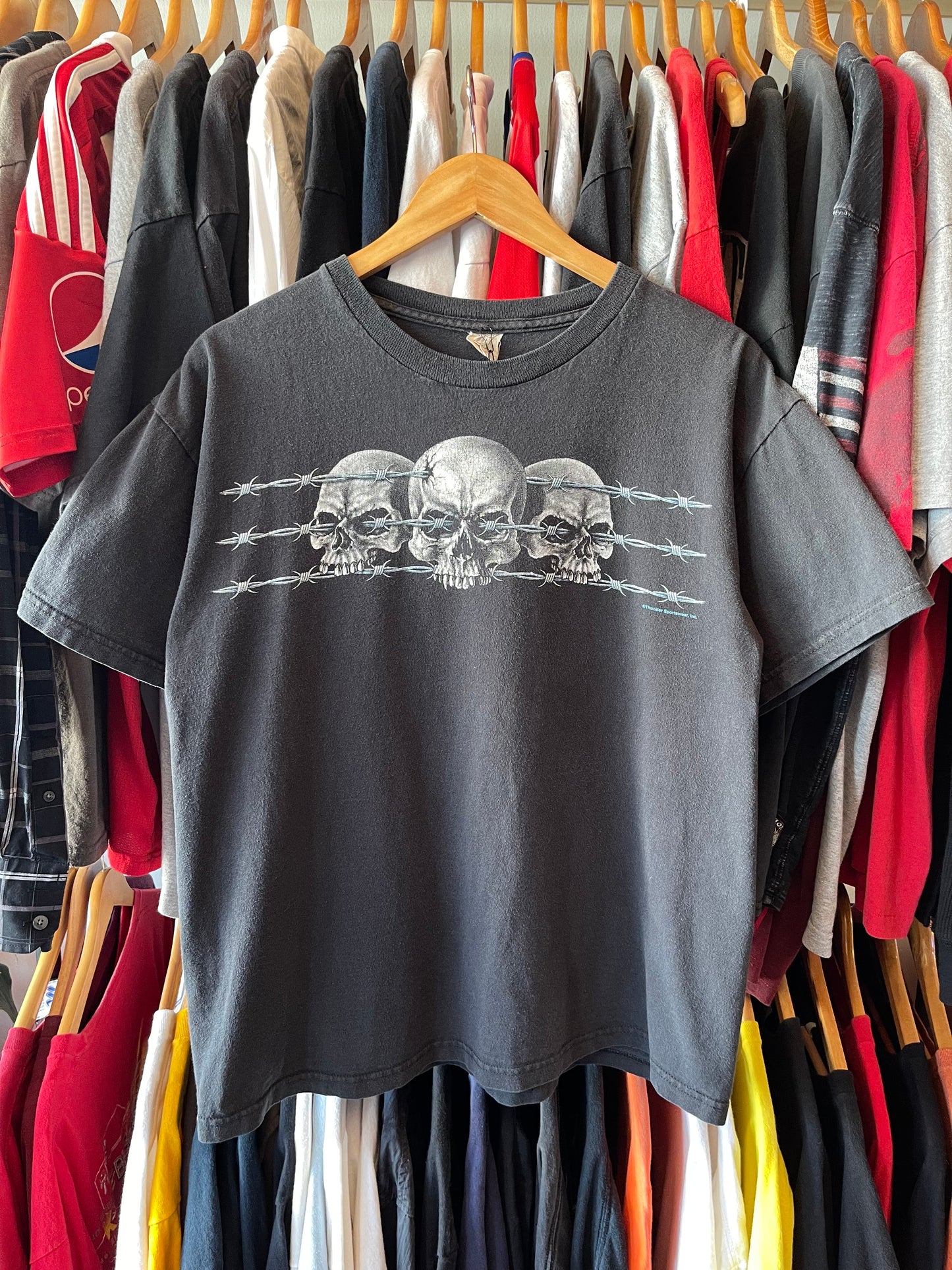 TRI SKULL Y2K TEE