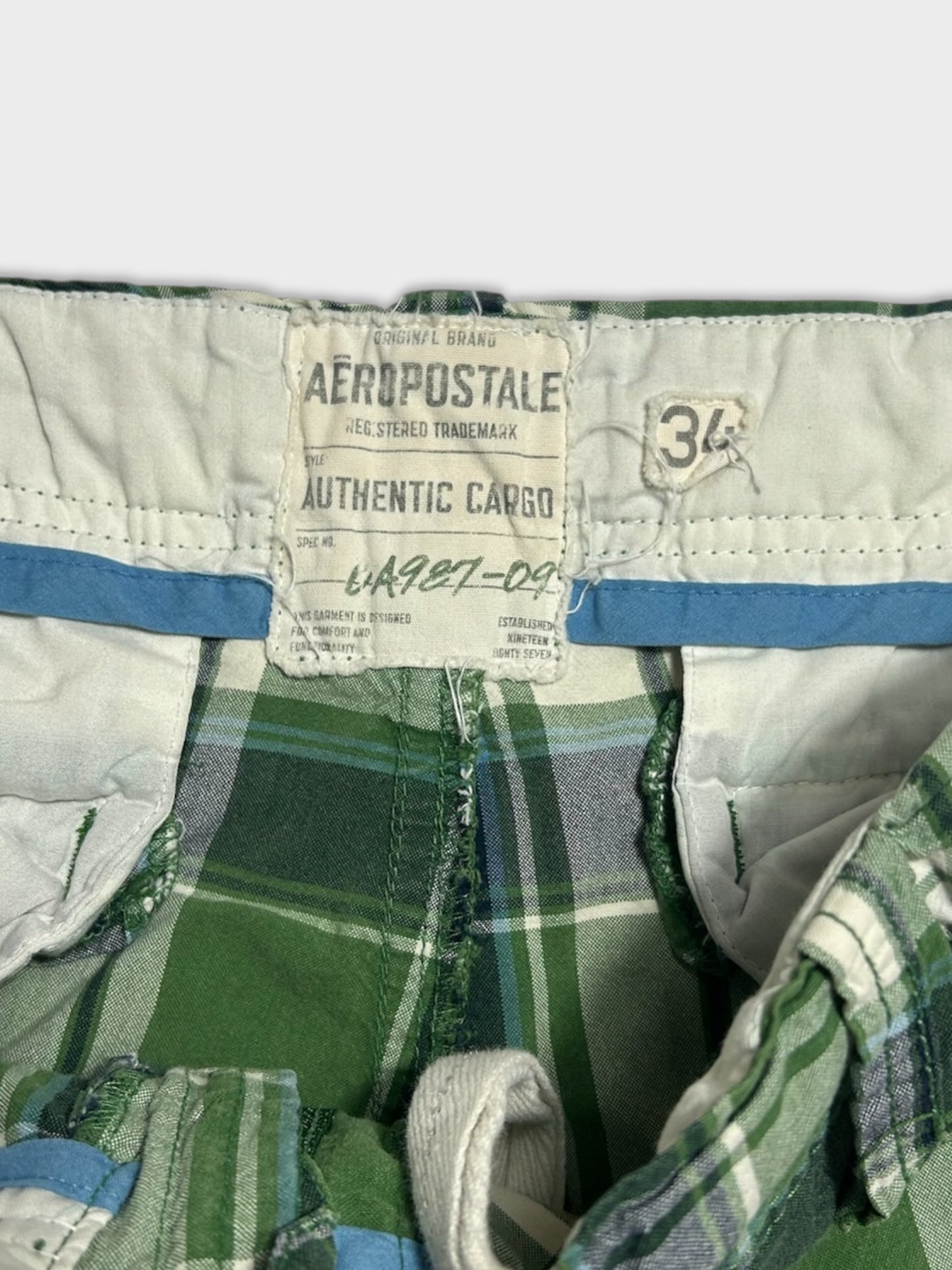 PLAID AEROPASTLE