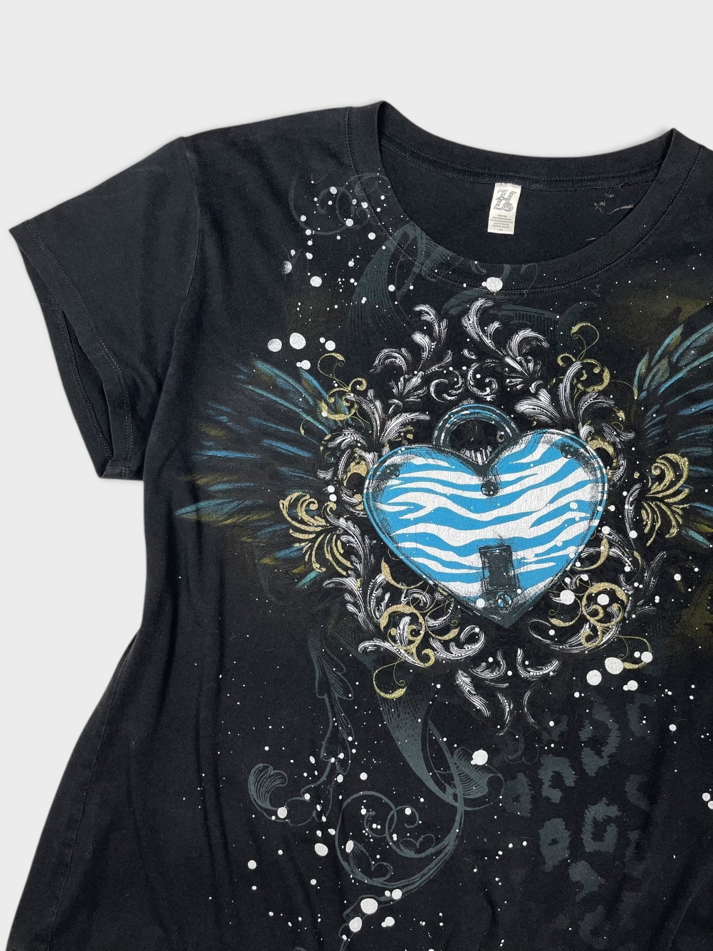 CYBER SOARING HEART TOP