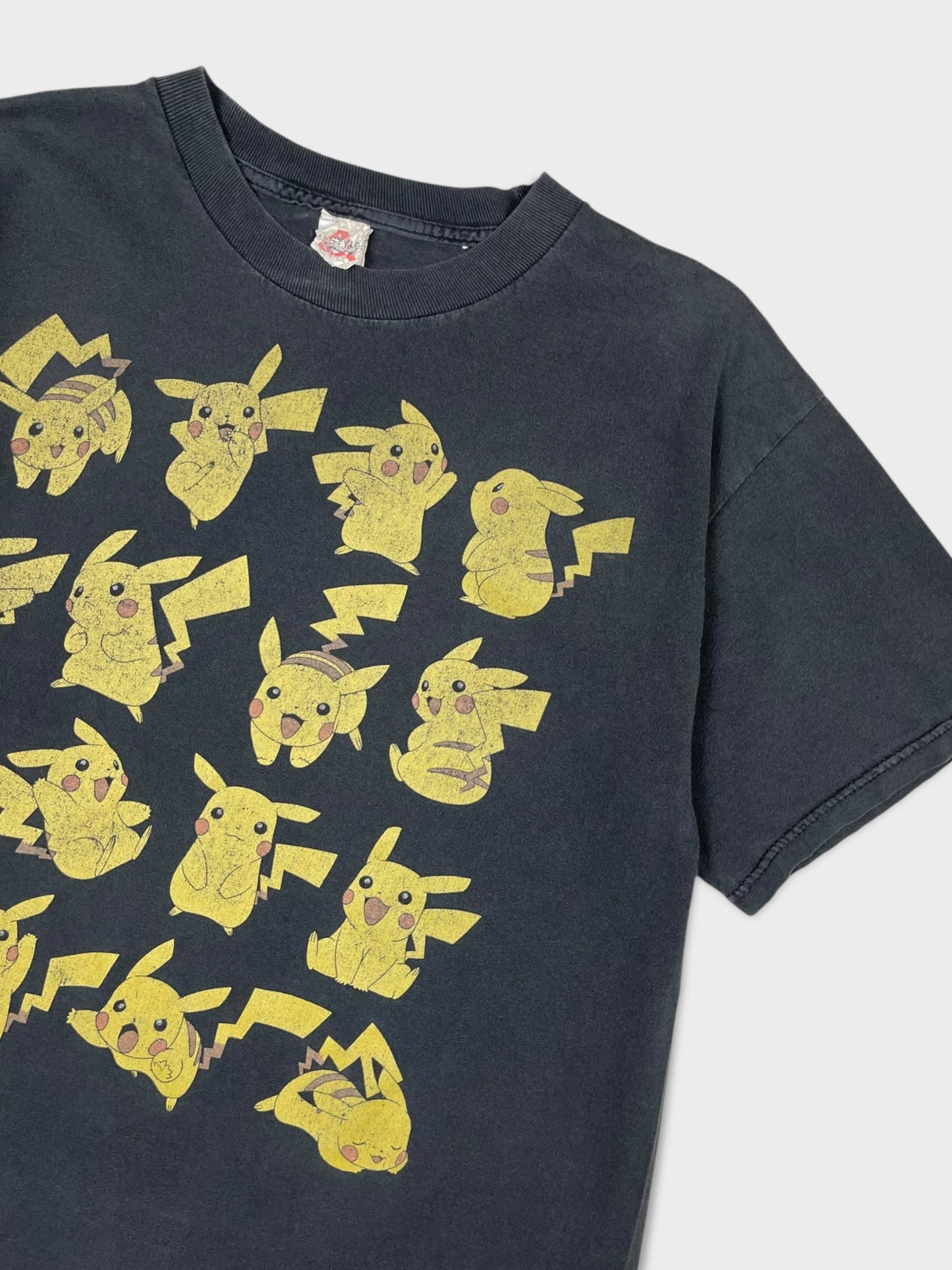 PIKACHU TEE